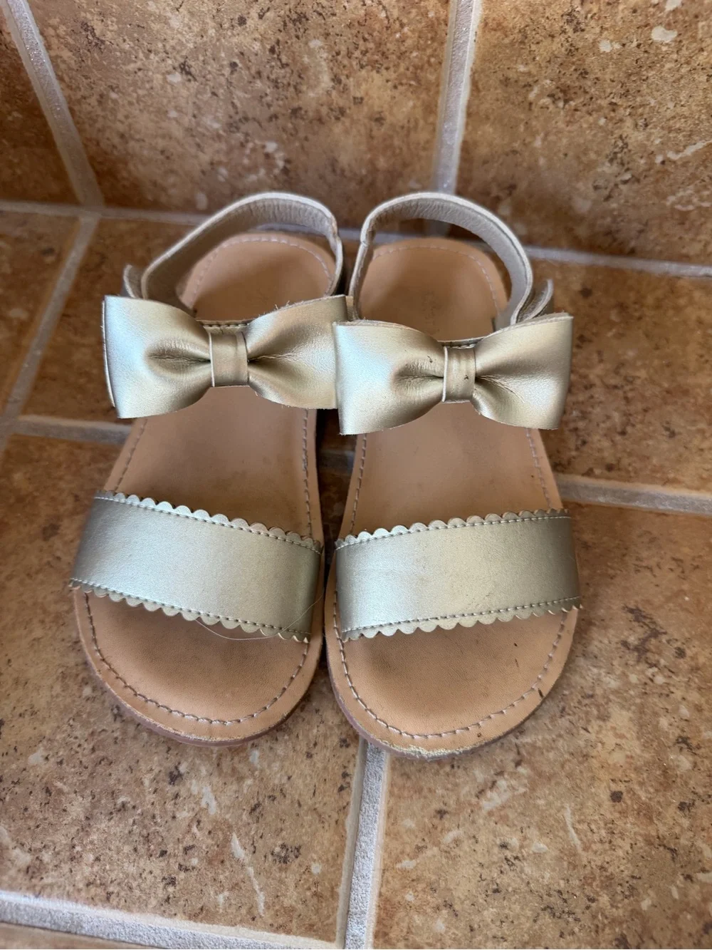 Kids Metallic Gold Bow Sandals
